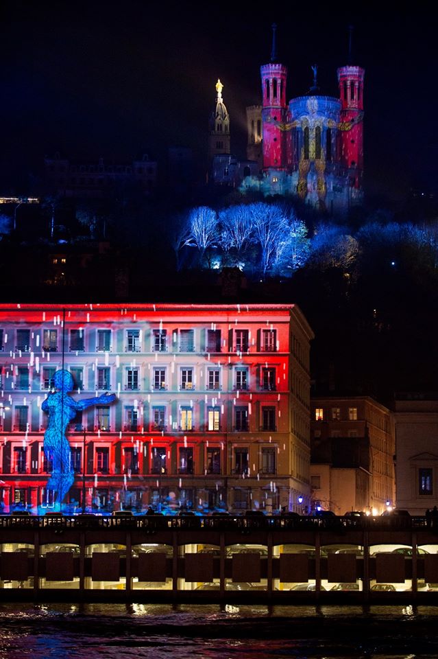 Location de tour de vidéoprojection pour vos évènements et projections monumentales en France, Rhône-Alpes, Lyon