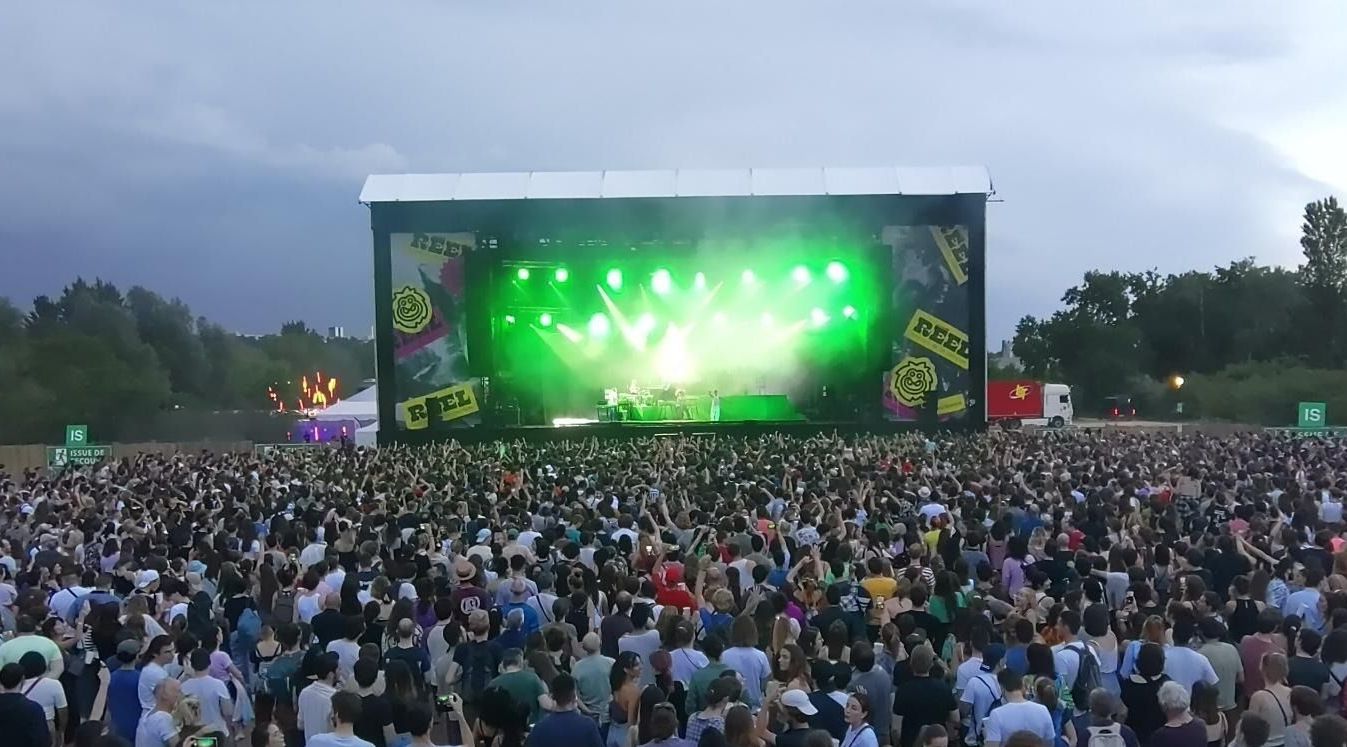 Location scène couverte festival 20m x 15m