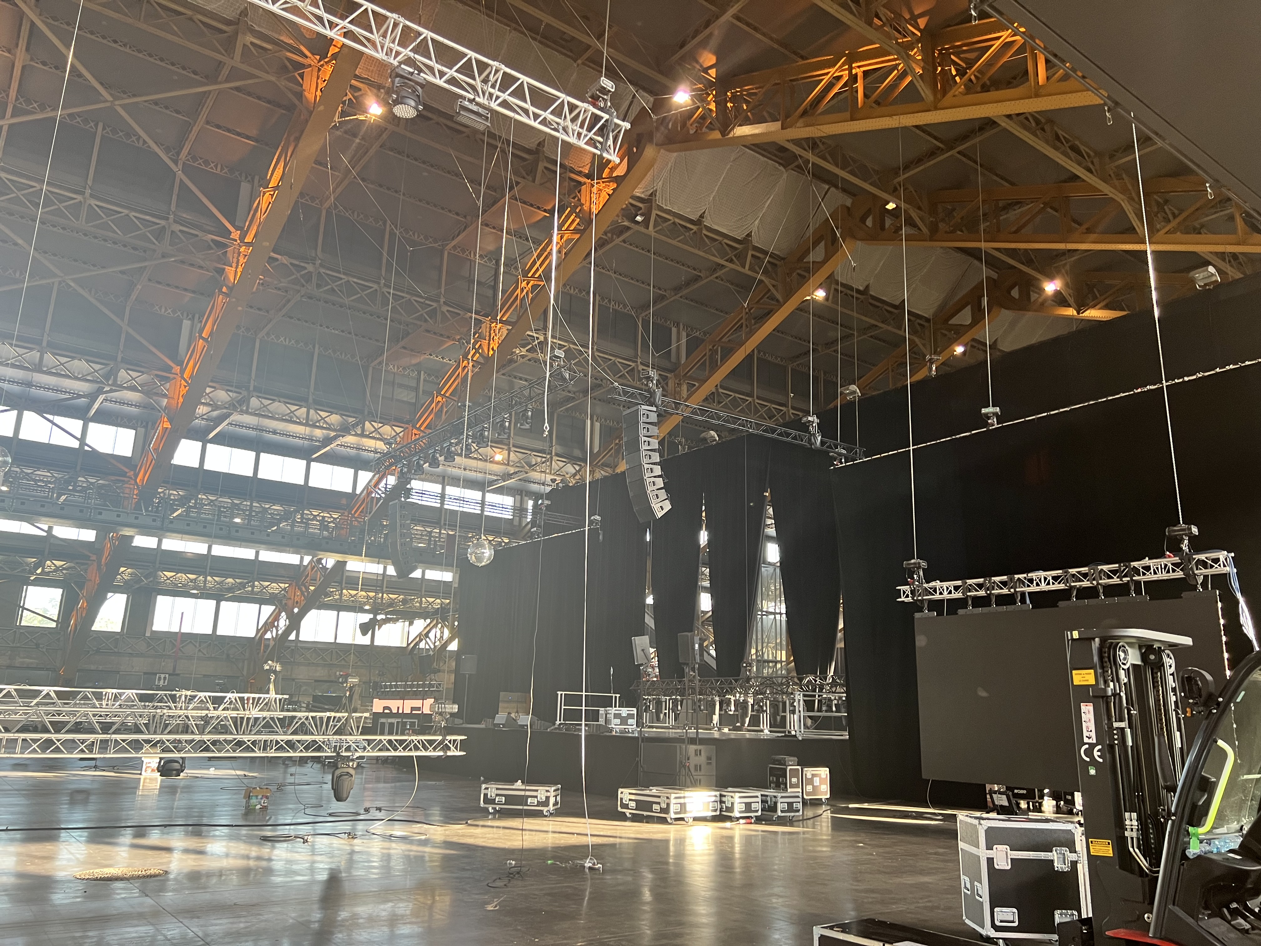 Rigging pour tournée, festival et concert en France, Rhône-Alpes, Lyon